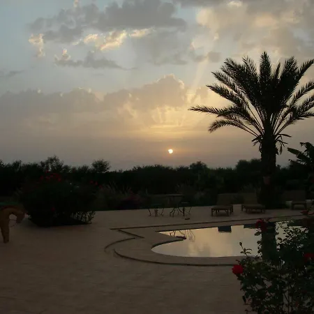 Riad-villa Le Jardin aux Etoiles Sidi Boumoussa Extérieur photo